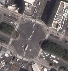諏訪栄交差点 02map.png(89037 byte)
